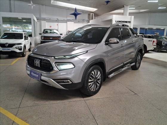 FIAT TORO 2.0 16V TURBO DIESEL RANCH 4WD AT9 FIAT TORO 2.0 16V TURBO DIESEL RANCH 4WD AT9